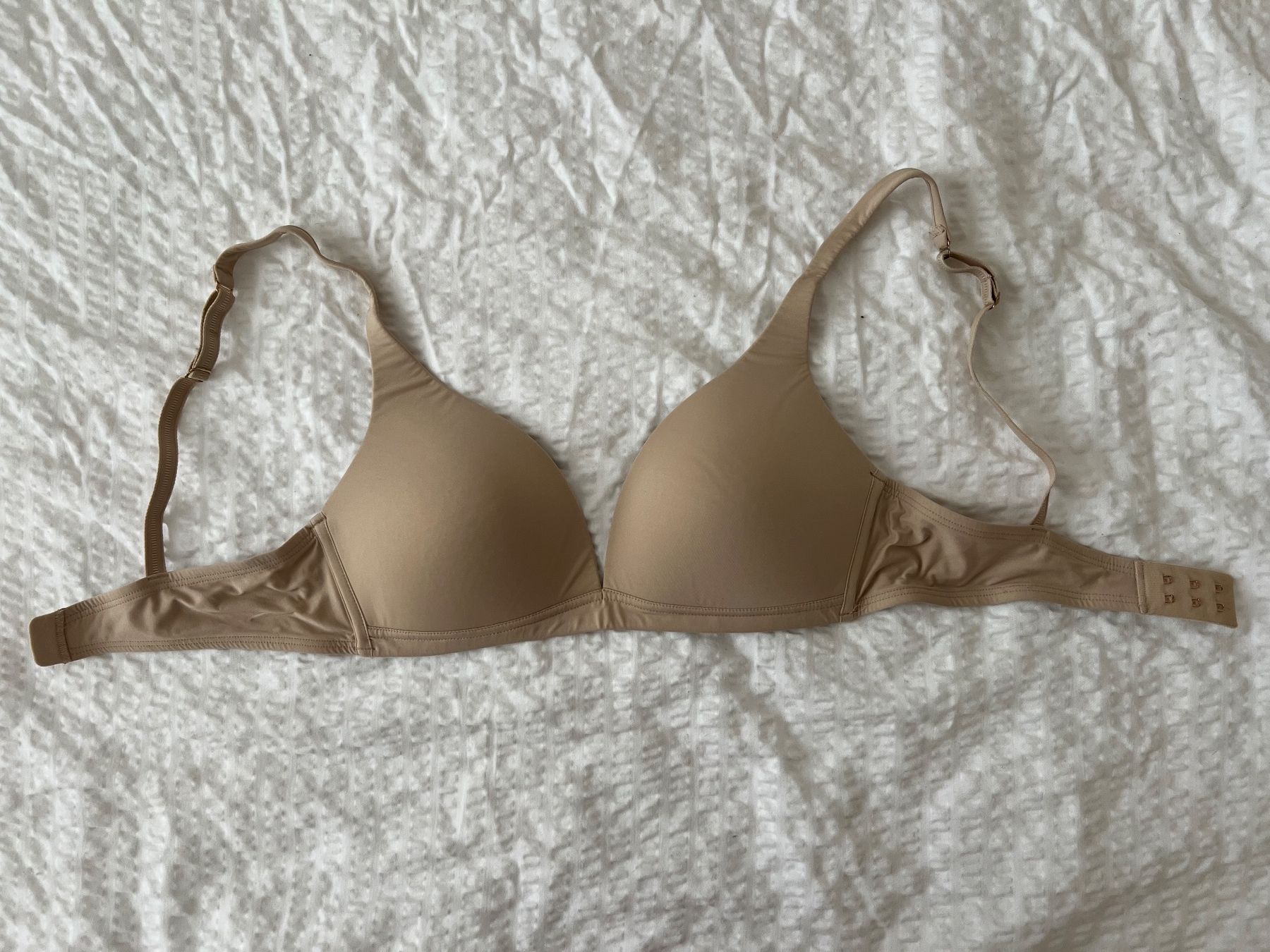 Autres dessous: Damen BH beige seamless Grösse 75B – D'occasion à Naters par powerlara_
