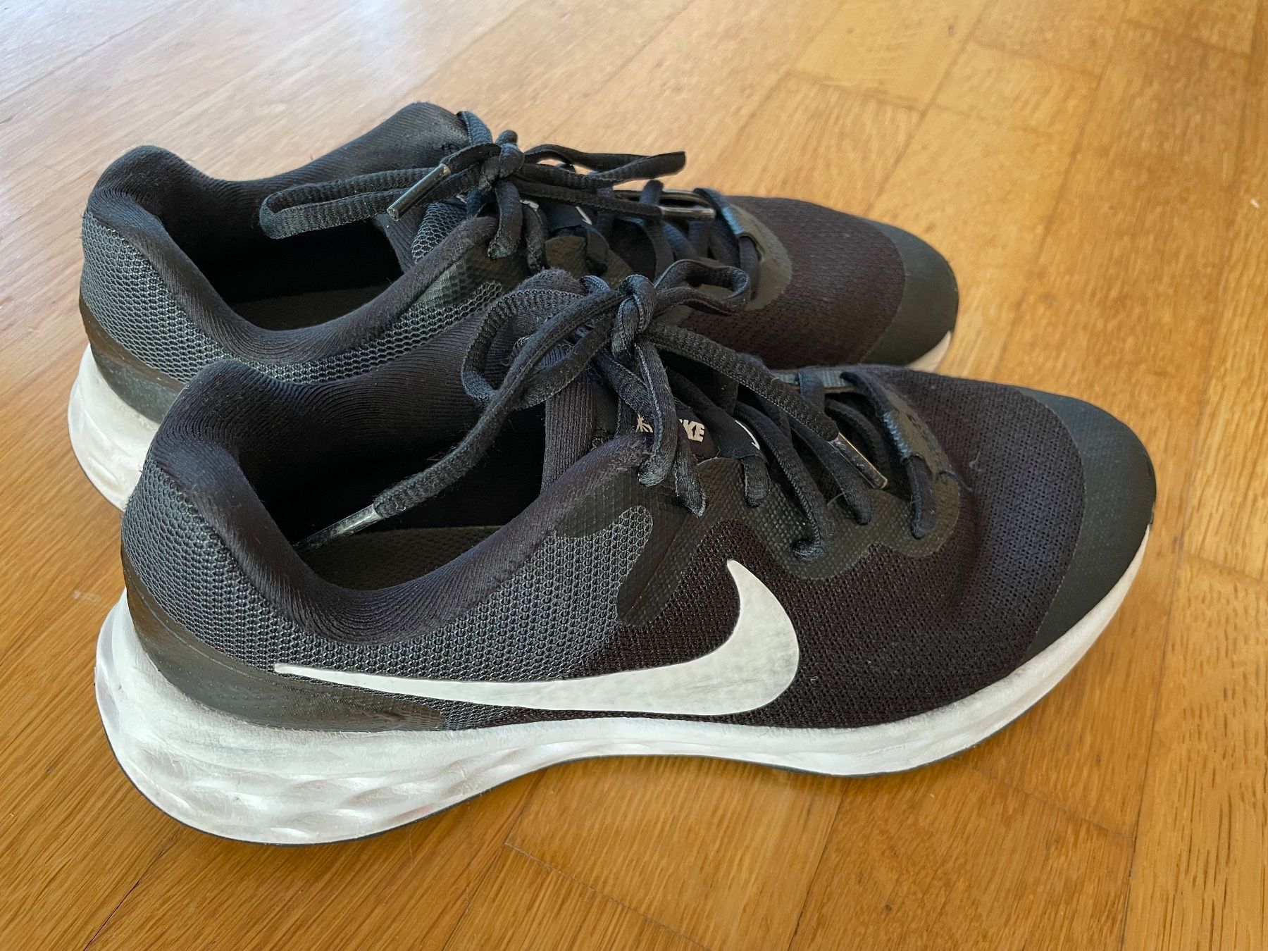 Nike Scarpe da uomo: Nike Running Gr.  38.5 – Usato da Jona venduto da Eve10