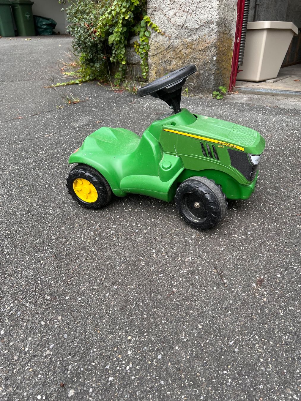 Veicoli per bambini: Rutschfahrzeug Traktor – Usato da Zollikofen venduto da odichter