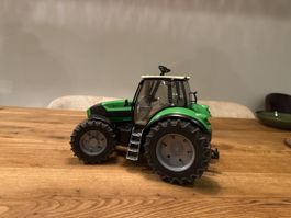 Traktor Modell Deutz-Fahr grün schwarz guter Zustand