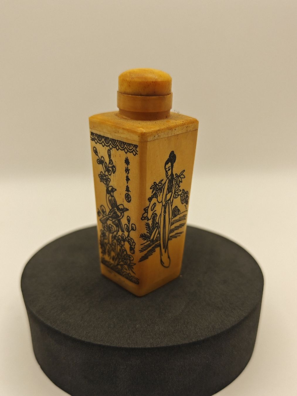 Altro in Stoviglie & Bicchieri: Antike Chinesische Schnupftabakflasche – Usato da Ottikon venduto da Kolibri-81 1
