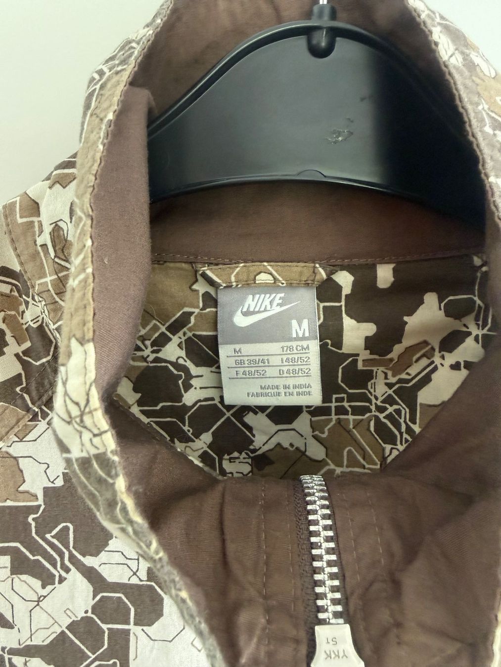 Nike Giacche: LEICHTE NIKE JACKE GR. M – Usato da Steg im Tösstal venduto da goldlionfree 6