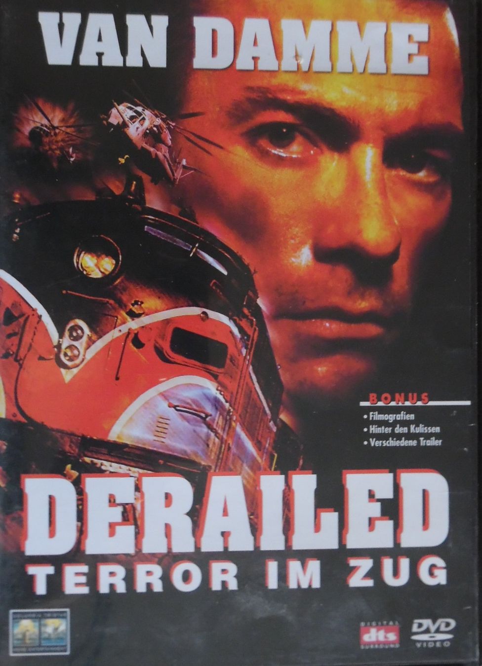Tous les DVDs: Derailed. Terror im Zug – D'occasion à Bellinzona par Luna093