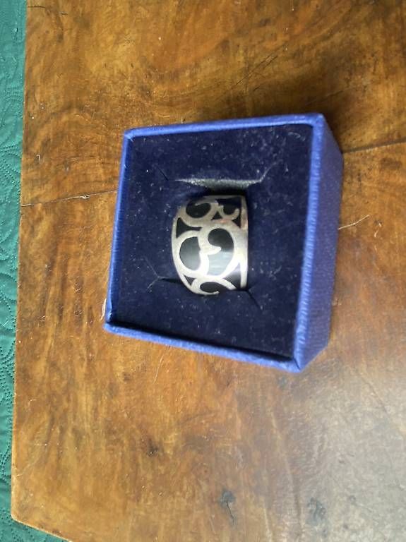 Anelli: Belle bague argent & noire – Usato da Morges venduto da emi_mzy7