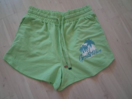 NEUE DAMEN SHORTS GRÜN