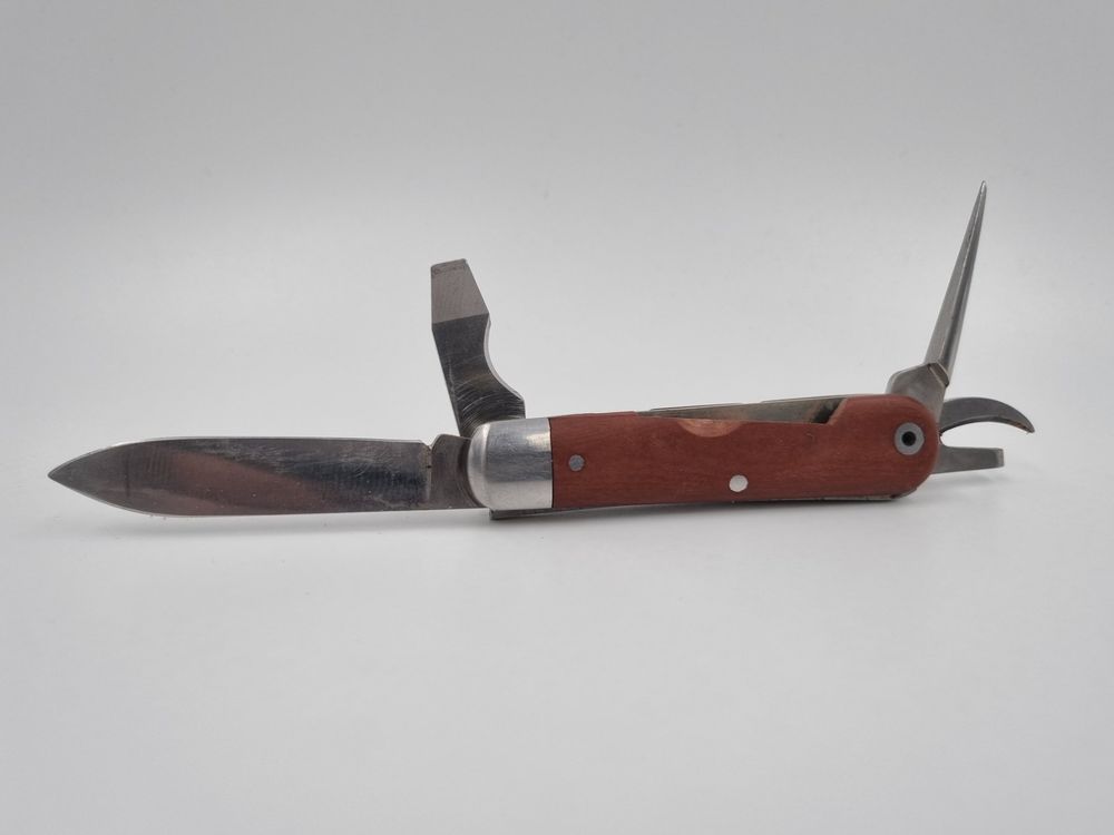 Victorinox Sparschäler Mit Holzgriff – Schweizer Qualität Aus Edelstahl – 1 Stück