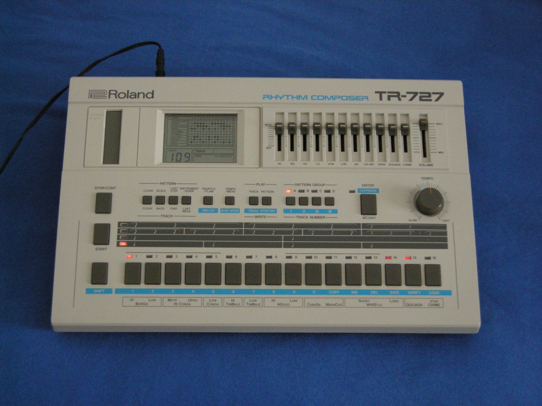Roland Strumenti musicali: Vintage Roland TR-727 Drummachine 1985 – Usato da Aarau venduto da Pearlz 5