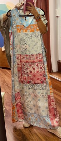 Kleid MARC CAIN toll leicht simmerlich Gr.4 neuwertig