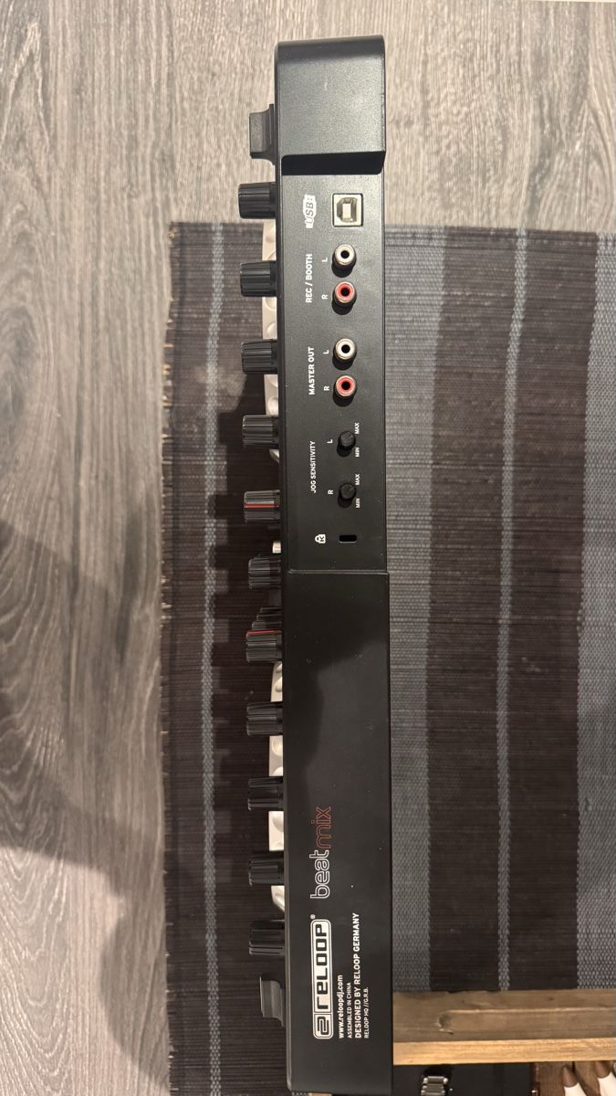 Reloop Mischpulte: Reloop Beatmix – Gebraucht aus Oberwil-Lieli von KZA5563 1