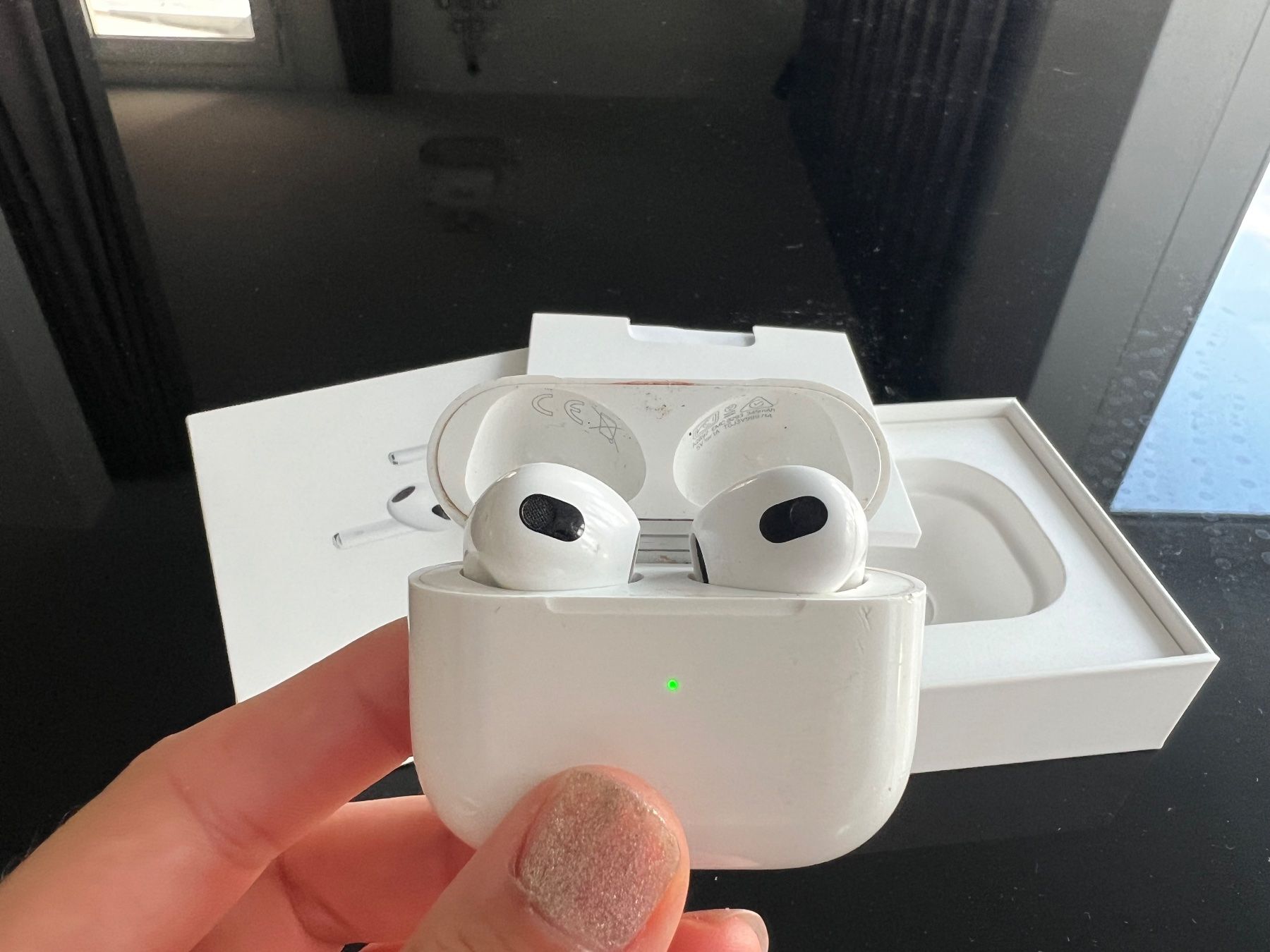 Apple Cuffie: Apple AirPods (gebraucht) – Usato da Brittnau venduto da arianathletics 1