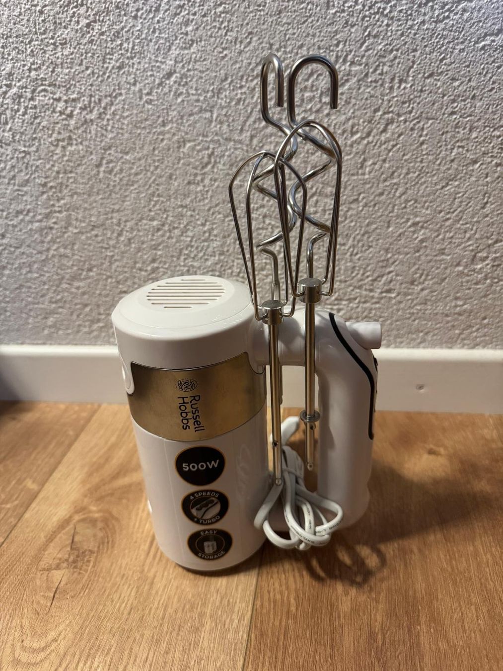 Russell Hobbs Elettrodomestici da cucina: Russell Hobbs Handmixer 500 W – Usato da Aarburg venduto da Injac