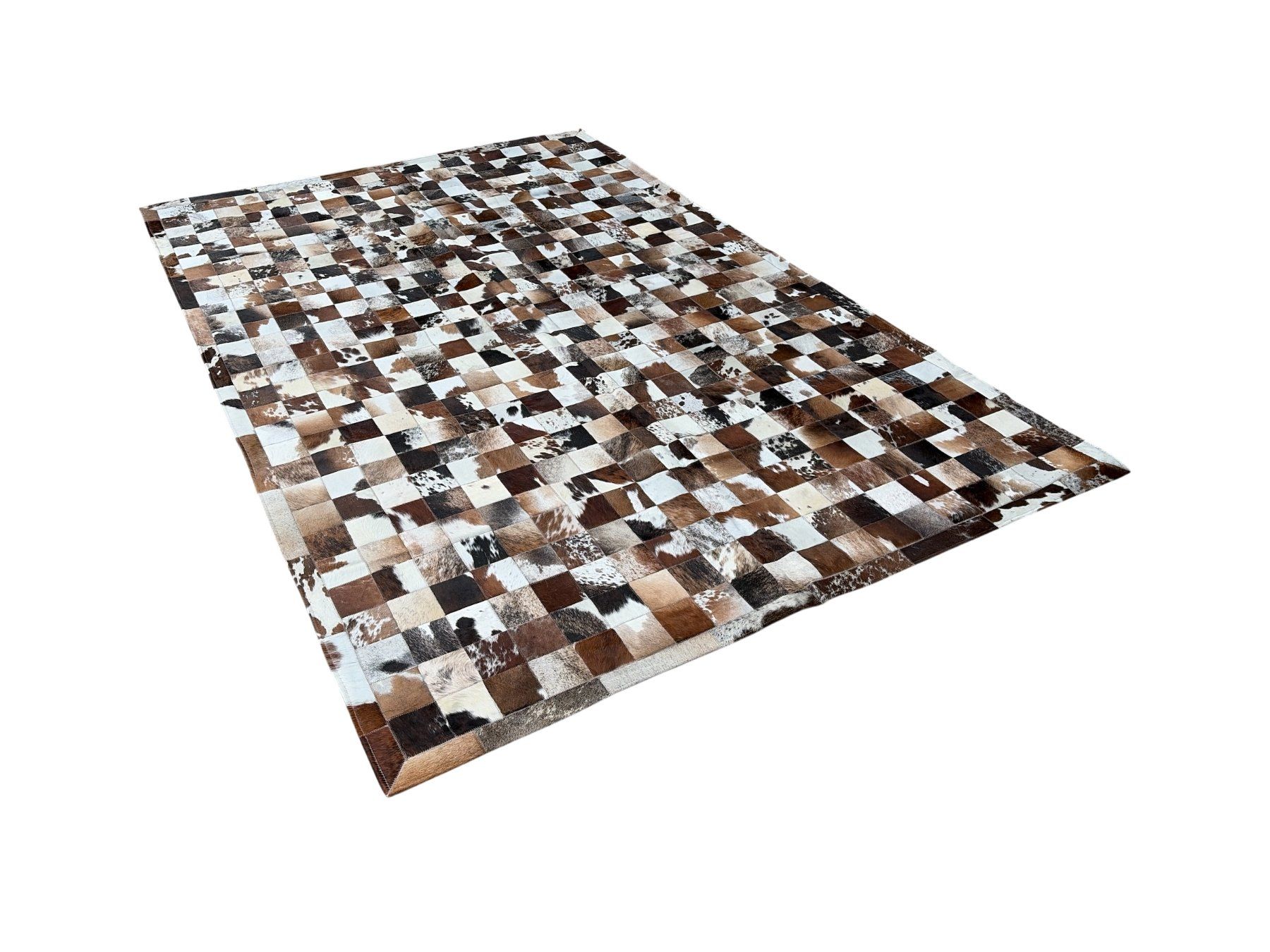 Teppiche: Kuhfell Teppich Patchwork – Neu und originalverpackt aus Arbedo von patagonialeatherrugs 1