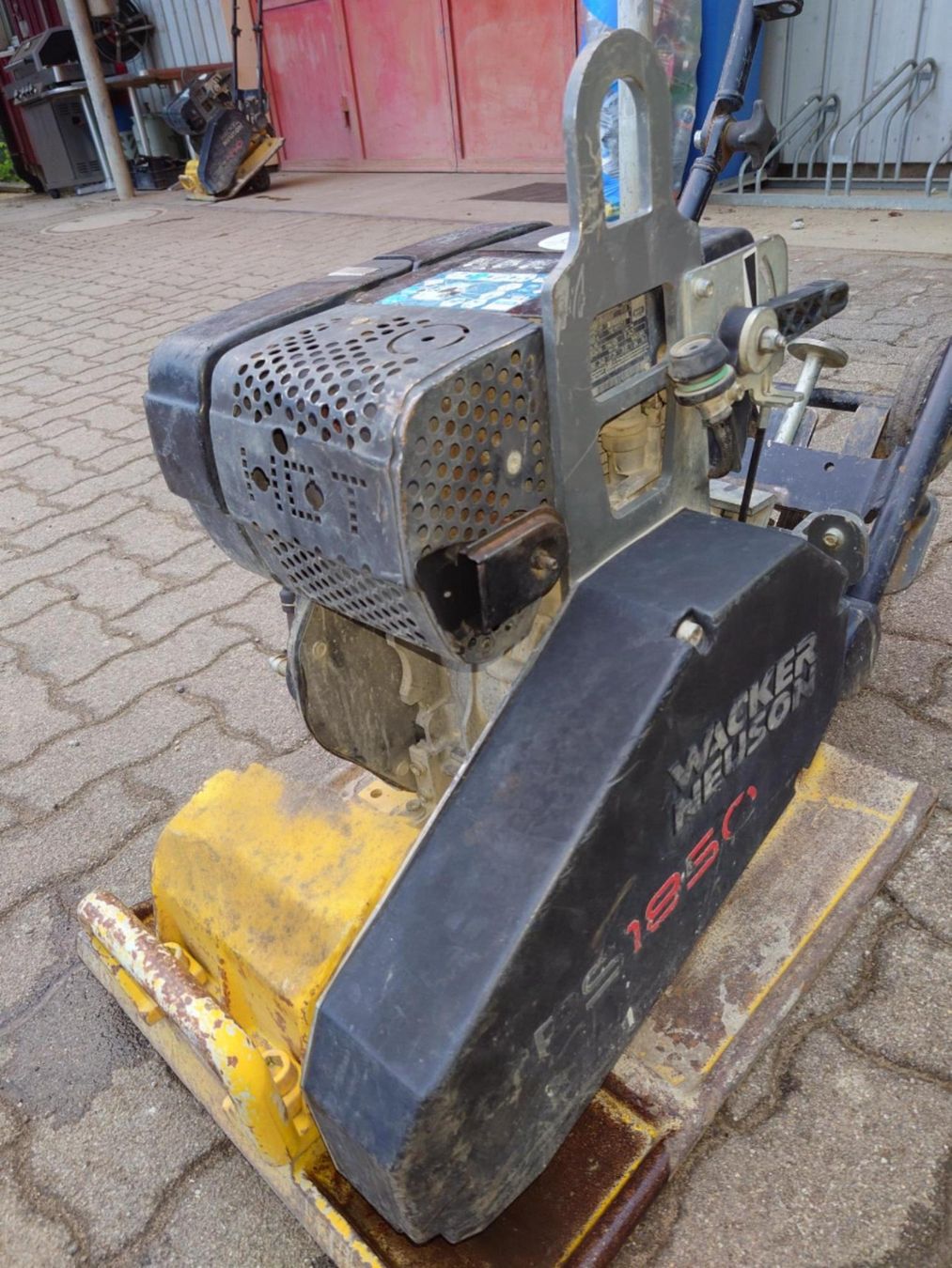 Wacker Neuson Tutte le macchine: Rüttelplatte Vibroplatte Wacker DPS1850Hb einsatzbereit – Usato da Etzgen venduto da Kunstimgarten 4