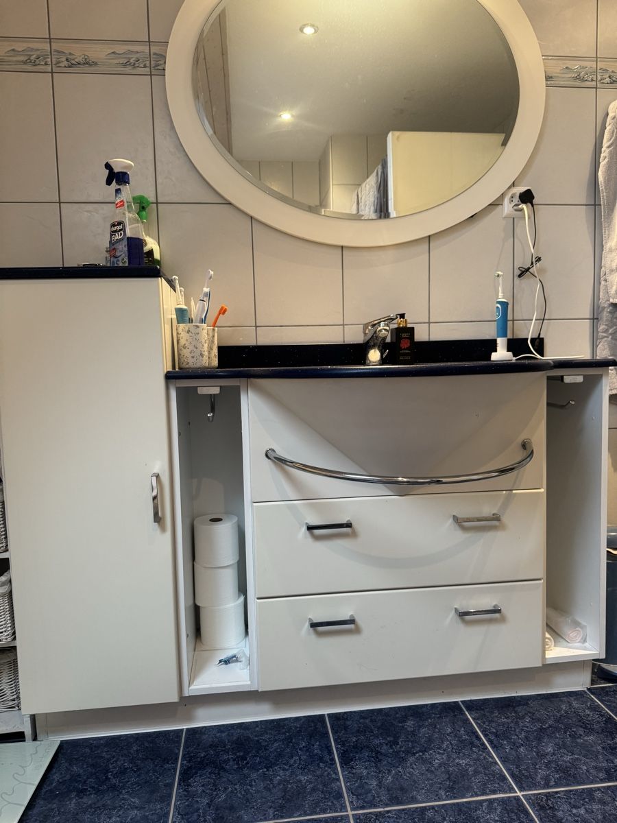 Mobili per bagno: Badzimmermöbel  – Usato da Muhen venduto da lia_8nby 1