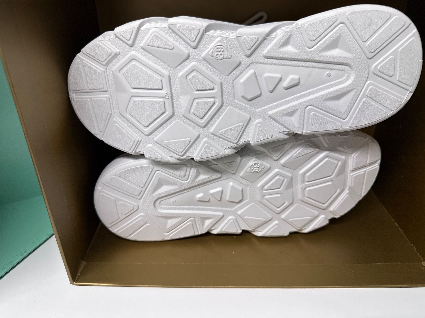 Scarpe da donna: SCHUHE gr 39 NEU – Usato da Birr venduto da WalkyriaM 2