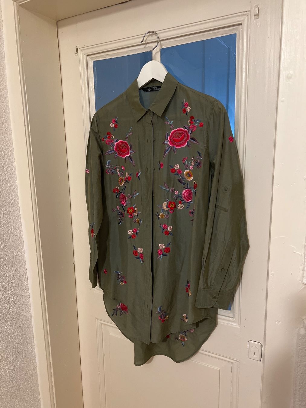 Zara Camicette: Oversized Bluse mit Stickerei XS – Usato da Winterthur venduto da lilly021