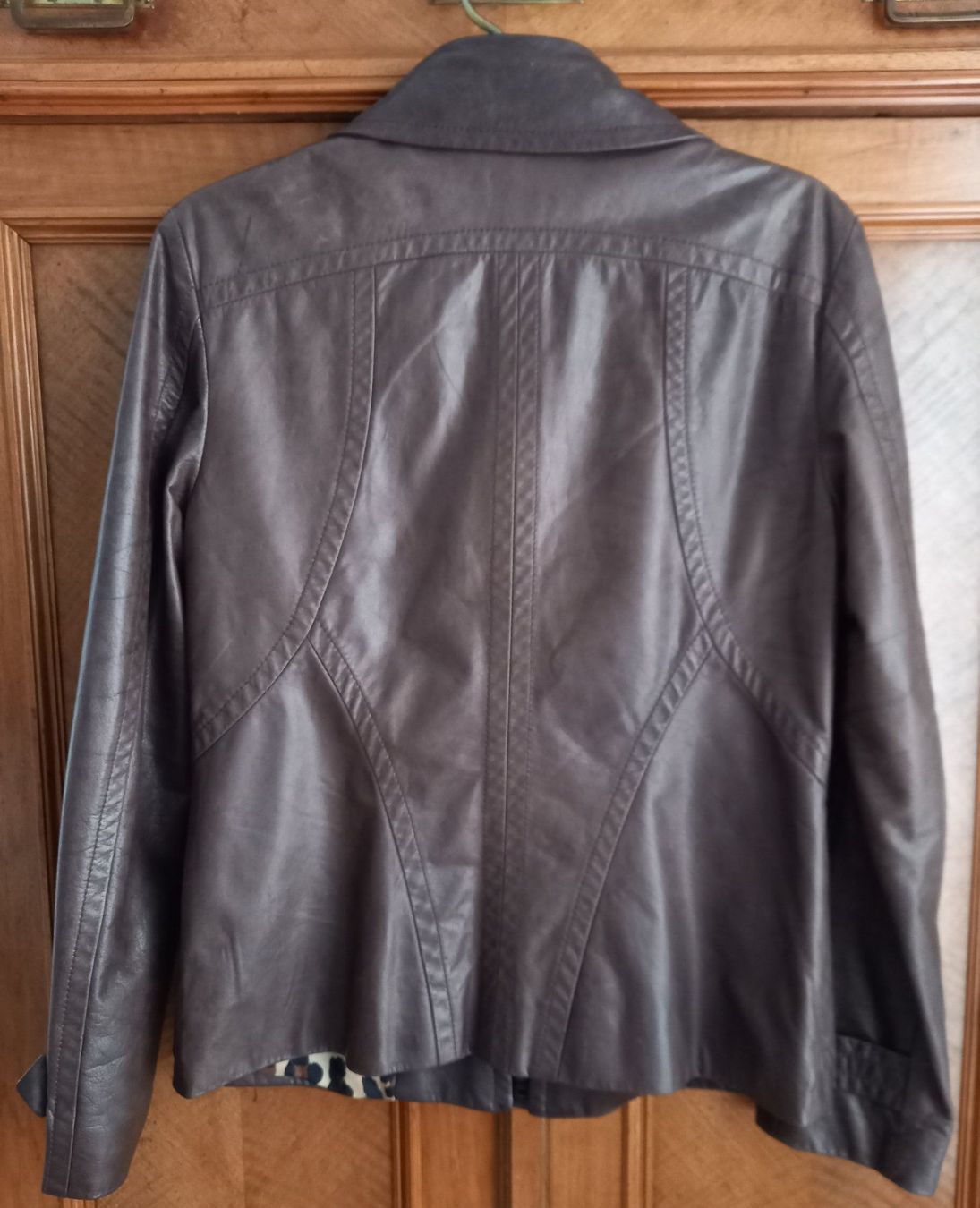 Marc Cain Giacche: Lederjacke von MARC CAIN – Nuovo (secondo la descrizione) da Binningen venduto da mar_2jlr 1