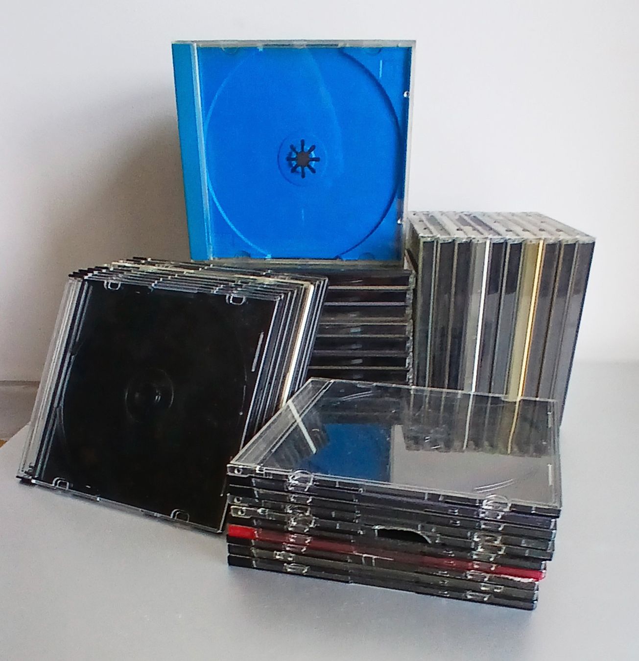 CD: 40 pezzi di Custodie per CD/DVD – Usato da Lugano venduto da Maurizio_Collector 2