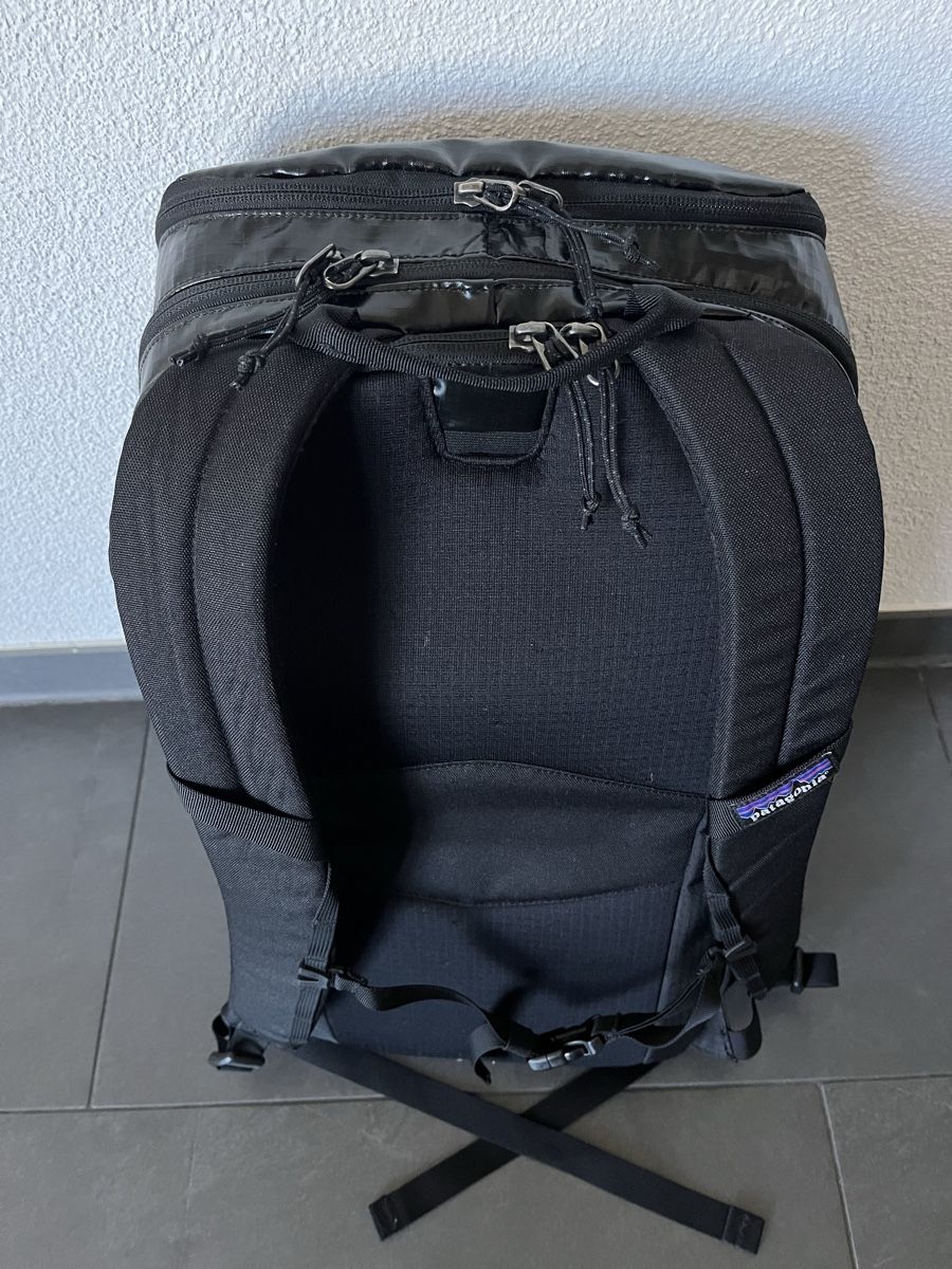 Patagonia Zaini: Patagonia Rucksack Black Hole 32L – Usato da Wettingen venduto da ica_z2mc 1
