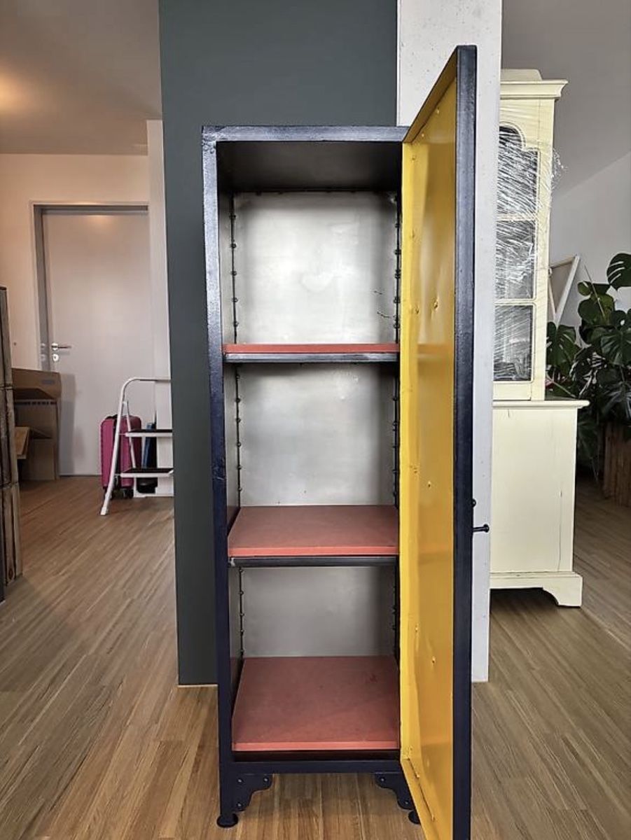Kare Armadi: Hochschrank der Marke KARE-Design – Usato da Wettingen venduto da A.C.12 1