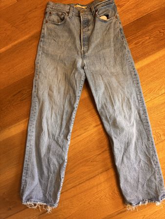 Levis Ribcage straight