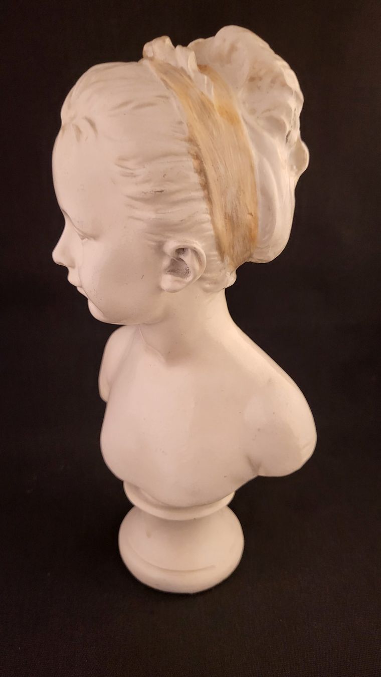 Statuette: Büste Mädchen mit Haarband – Usato da Basel venduto da spinne02 2