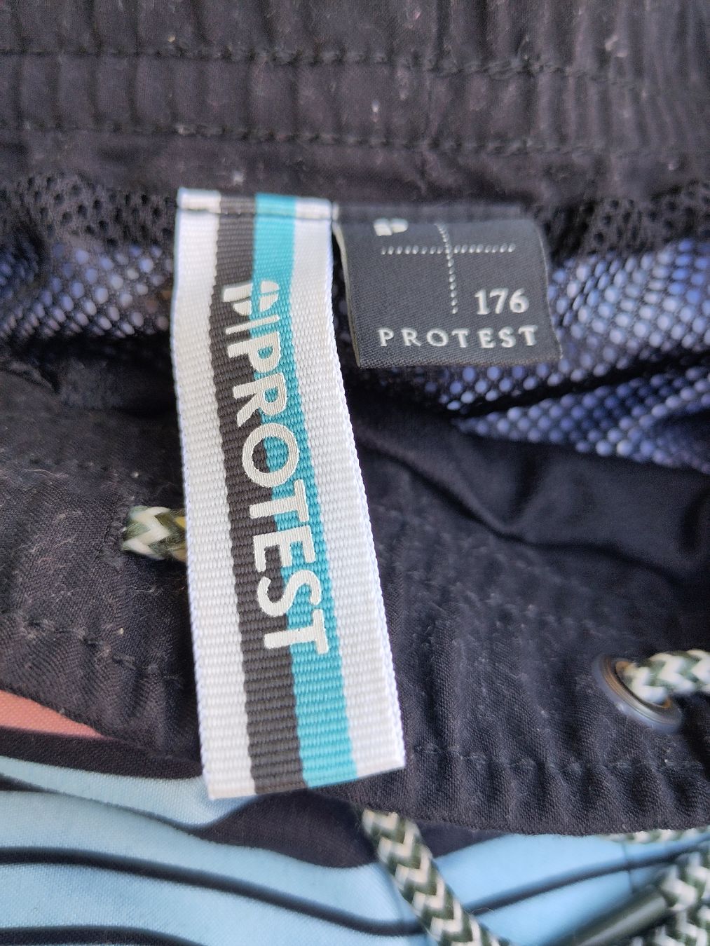 Hosen: Badehose / Shorts Gr. 176 – Gebraucht aus Golino von noko09 2