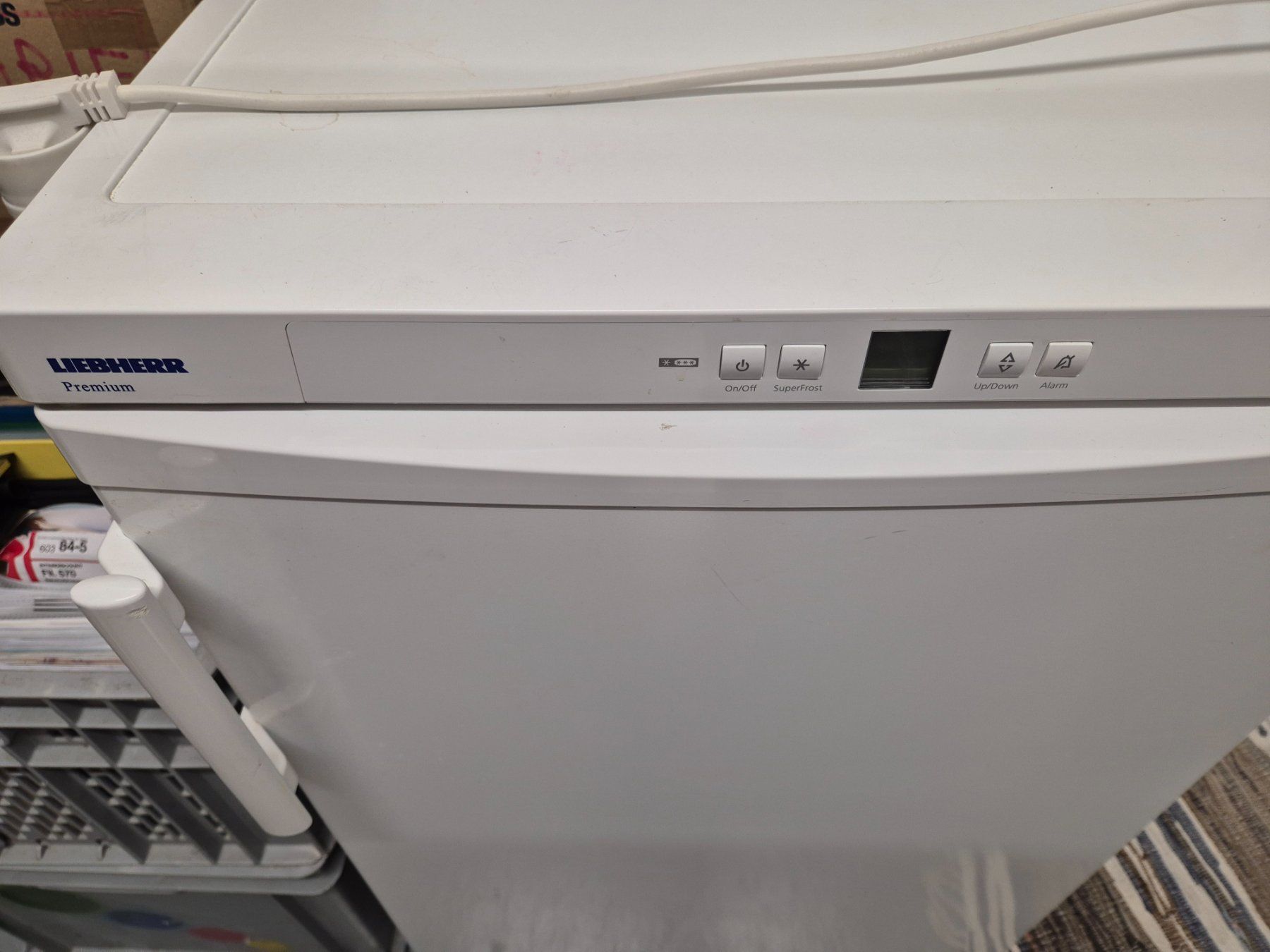 Liebherr Congelatori: Kompakter Liebherr Premium-Gefrierschrank – Usato da kriens venduto da bettic11 4
