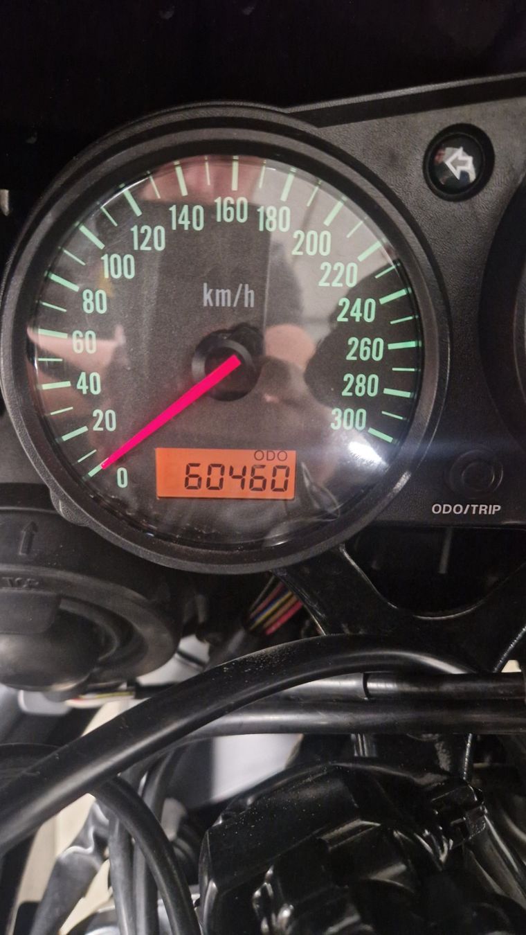 Kawasaki Strada: Kawasaki Ninja Zx9r – Usato da Bellach venduto da Swissrider46 5