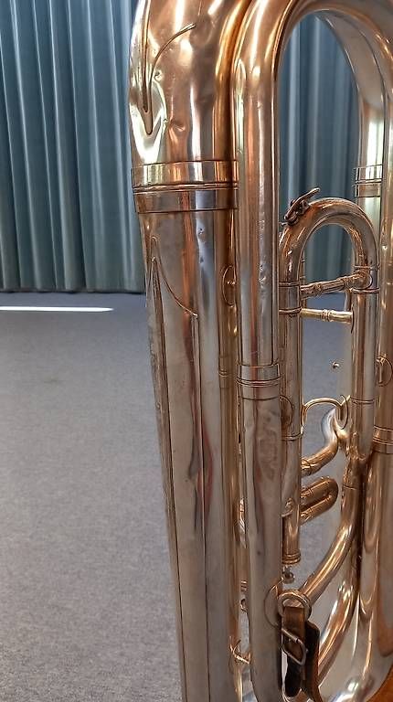Strumenti musicali: B-Tuba Besson New Standard, versilbert 3 Ventil – Usato da Uster venduto da mus_t2bq 3