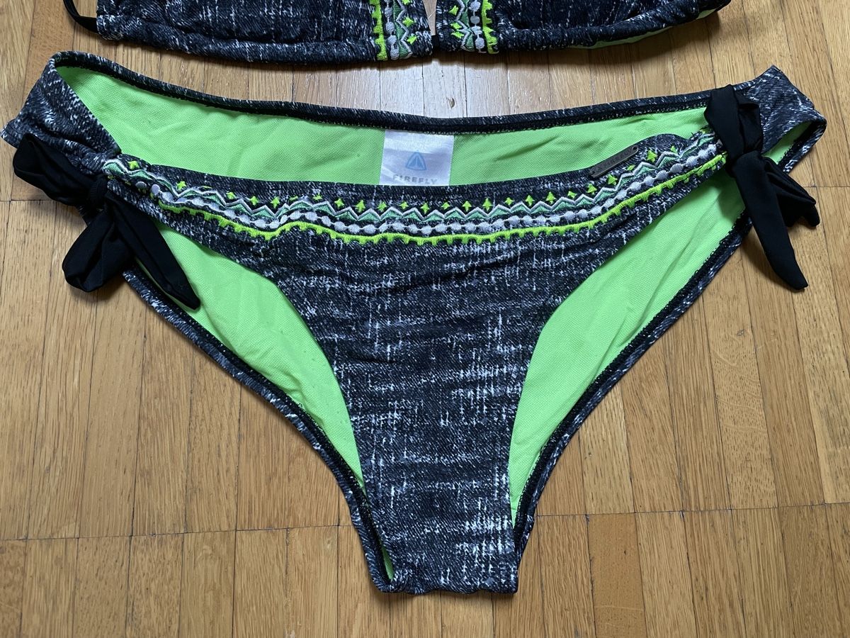 Badekleider & Bikinis: Bikini Gr. 40/42 Firefly – Gebraucht aus Ebmatingen von Reva-Sue 3