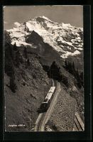 Schynige Platte-Bahn gegen die Jungfrau