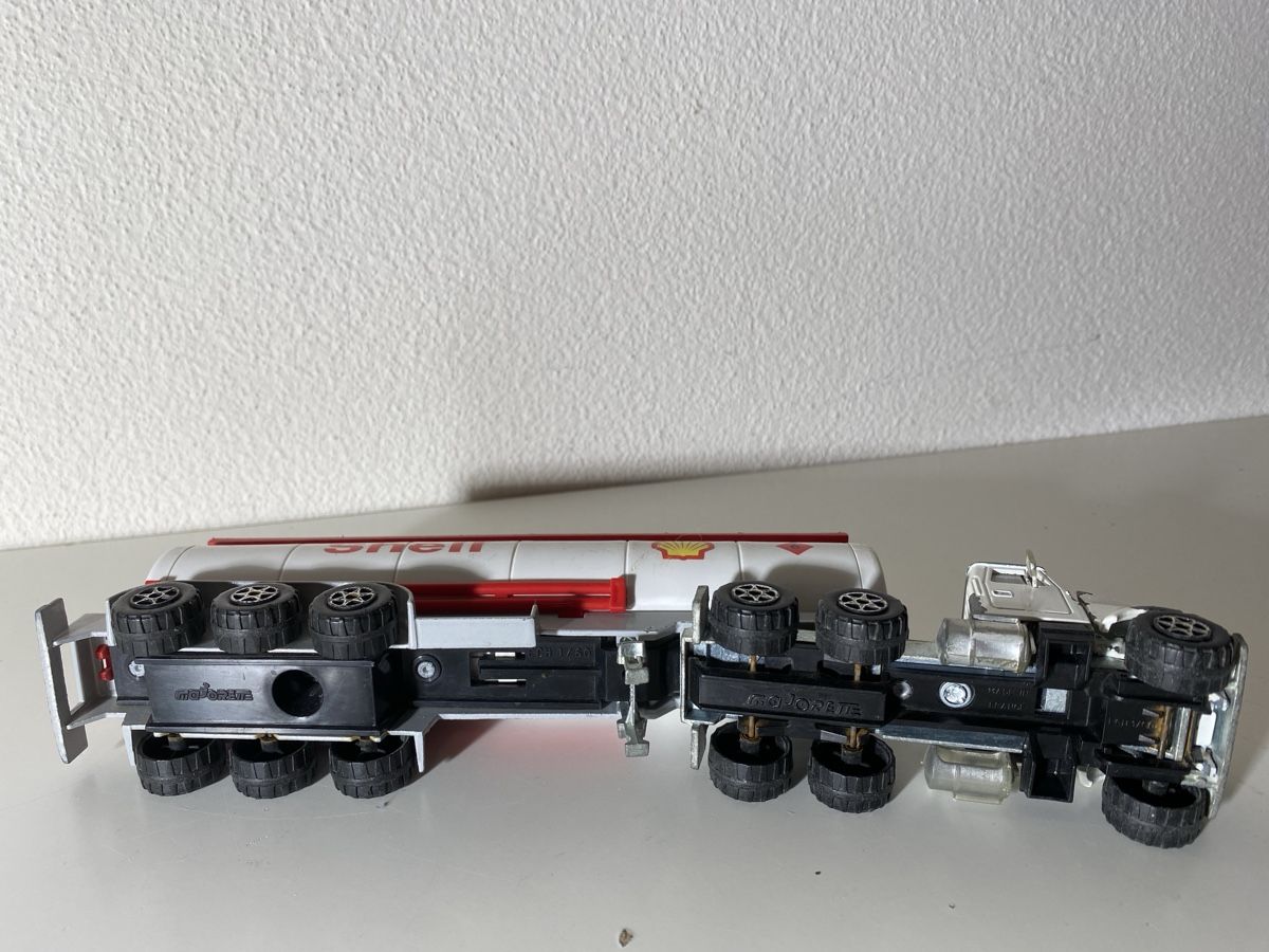 Majorette Modellini d'auto: Majorette LKW – Usato da Winterthur venduto da ben_9vxx 4