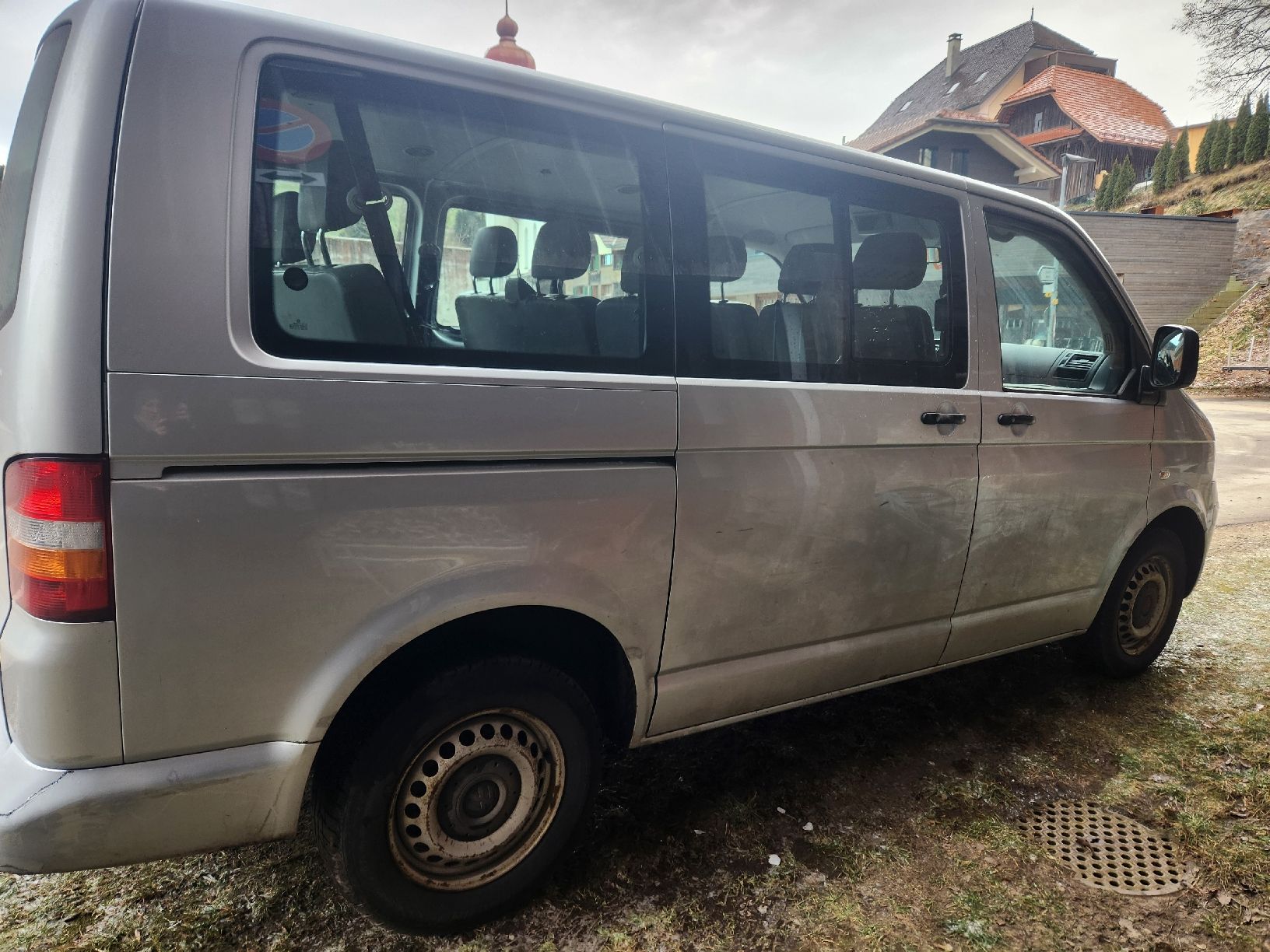 VW Autos: VW T5 Transporter, Silber – Gebraucht aus Luthern von Rous03