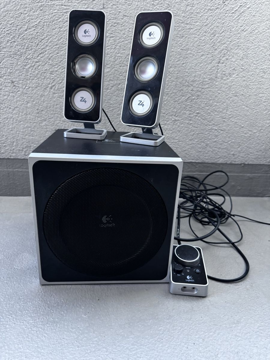 Logitech Casse acustiche: Logitech Z-4 2.1 PC-Lautsprechersystem mit Subwoofer  – Usato da Emmenbrücke venduto da Salamanter63 1