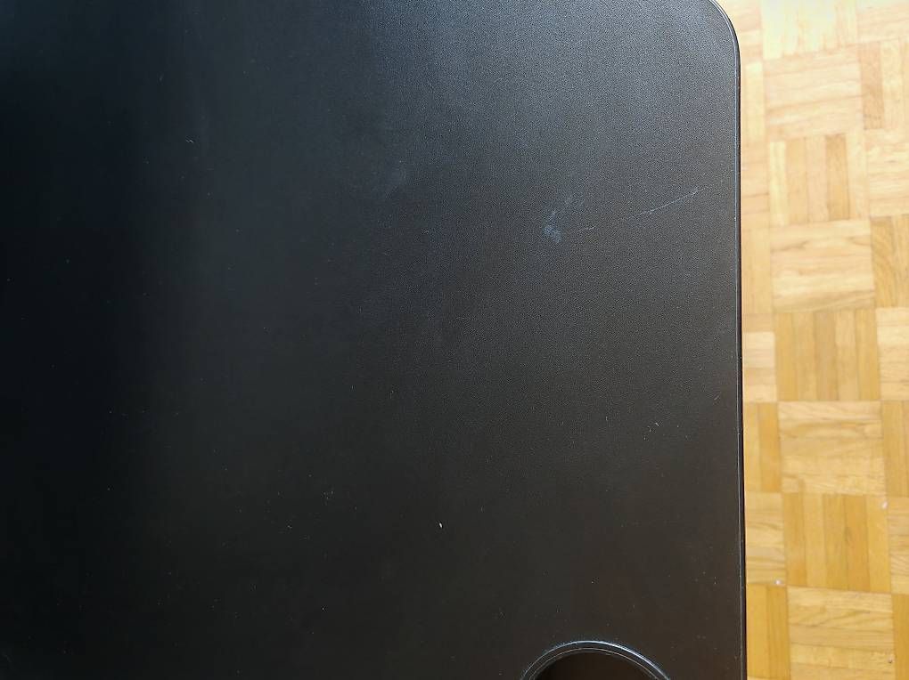 Ikea Scrivanie: FREDDE Bureau gamer IKEA – Usato da Lausanne venduto da DaBuzzmann 2