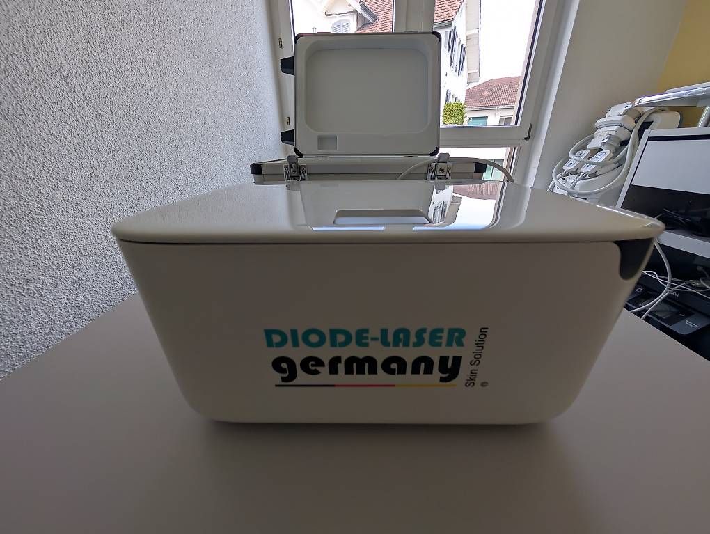 Toutes les machines: MD808 Pro Smart / Diodenlaser zur Haarentfernung – D'occasion à Schnottwil par MatN2 7