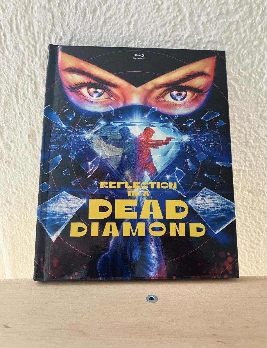 Tutti i DVDs: Reflection in a Dead Diamond - Blu-ray Limited Edition – Nuovo (secondo la descrizione) da Gossau ZH venduto da whysoserious
