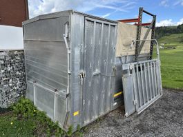 Gebrauchter Viehanhaenger, Tiertransporter 6.4m2 