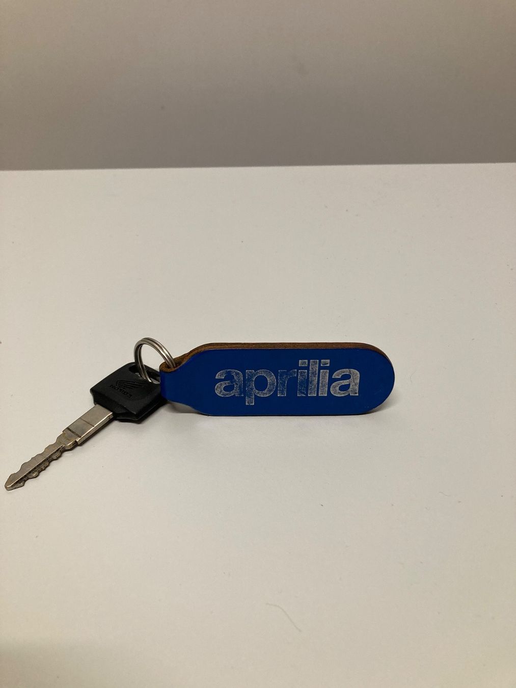 Anhänger: APRILIA Dekoration – Gebraucht aus Frauenfeld von mat_8nwr