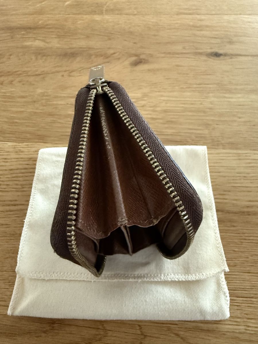 Louis Vuitton Portamonete: Louis Vuitton Portemonnaie – Nuovo (secondo la descrizione) da Wetzikon ZH venduto da and_6557 3