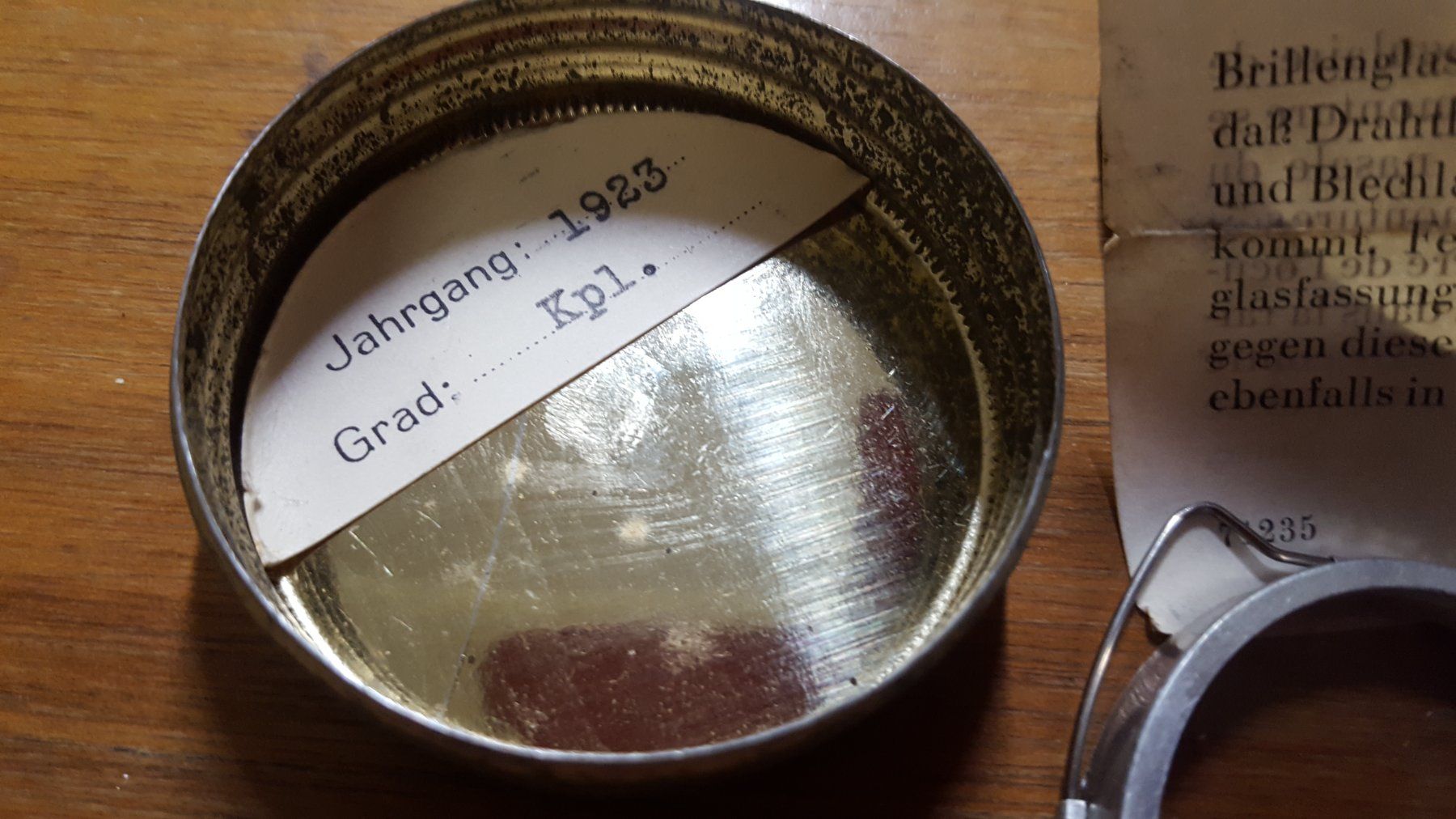 Occhiali & Lenti: Schweizer Armee, Brillengläser im Döschen mit Anleitung – Usato da Arlesheim venduto da shopradl 3