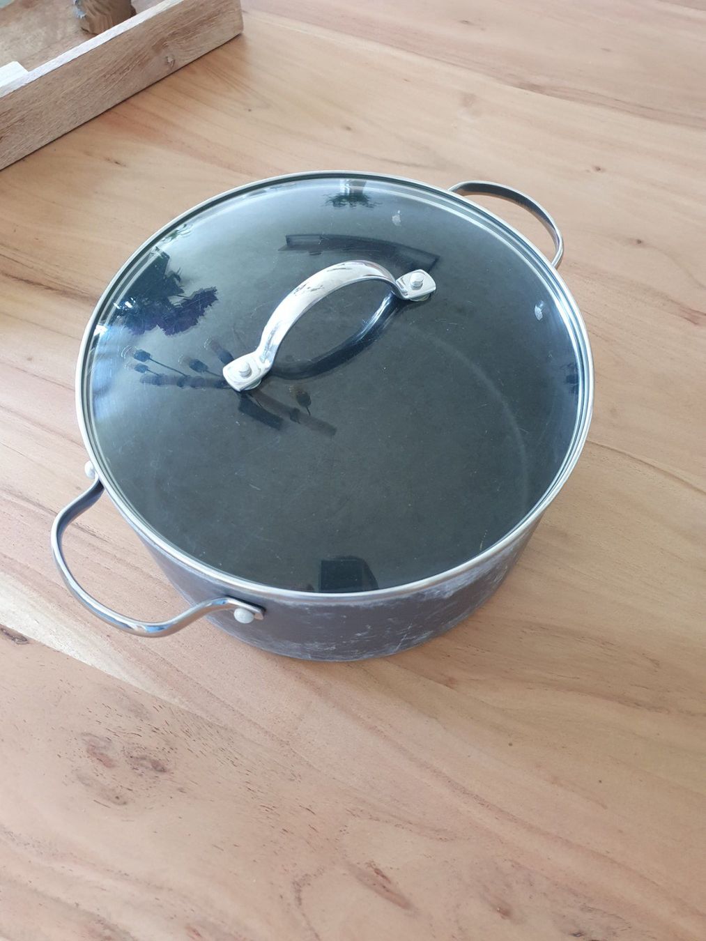 Pentole: Gebrauchter Kochtopf mit Deckel 24.5 cm Durchmesser – Usato da Zürich venduto da car_h899