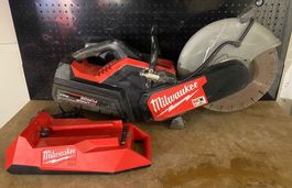 Découpeuse/Akku-Schneidemaschine Milwaukee MXF COS350G2