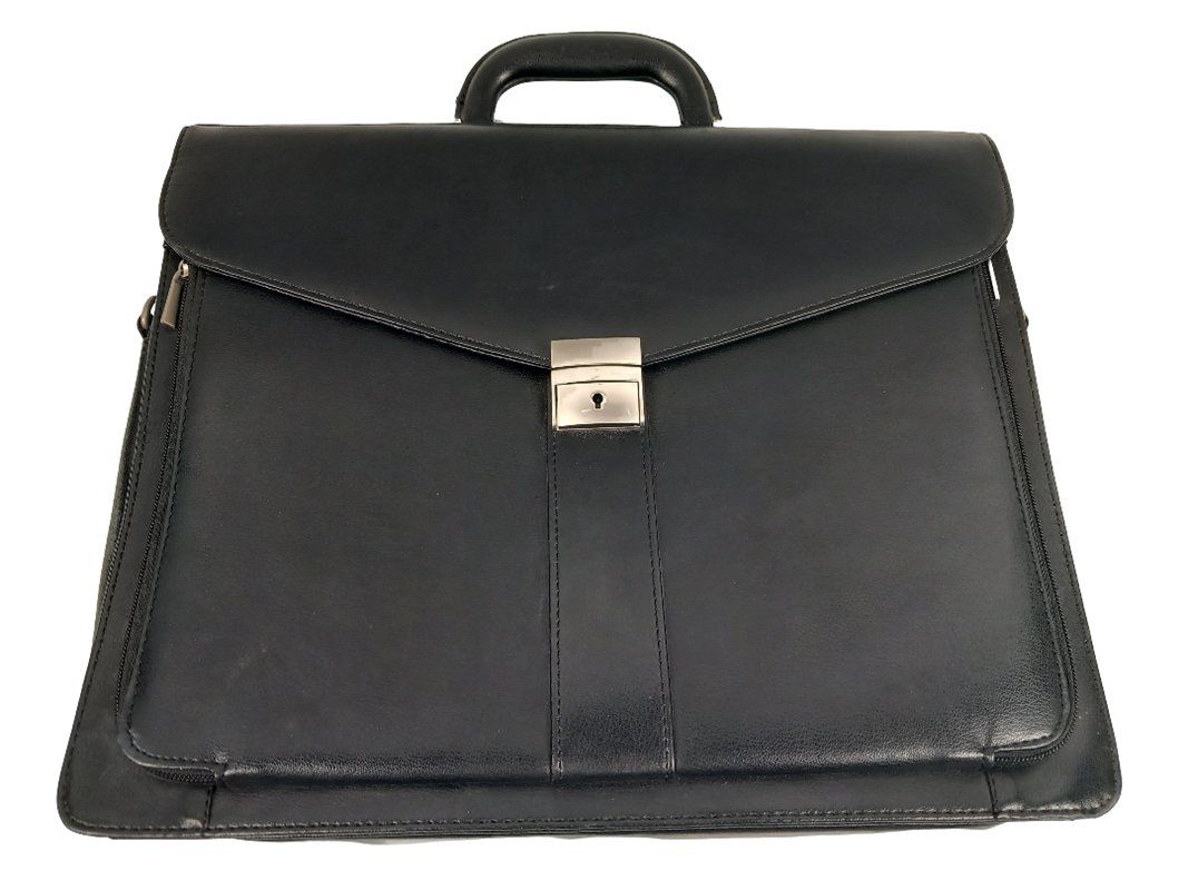 Valises & Sacs: Aktentasche Kunstleder – D'occasion à Hünenberg par Restwert_Zug