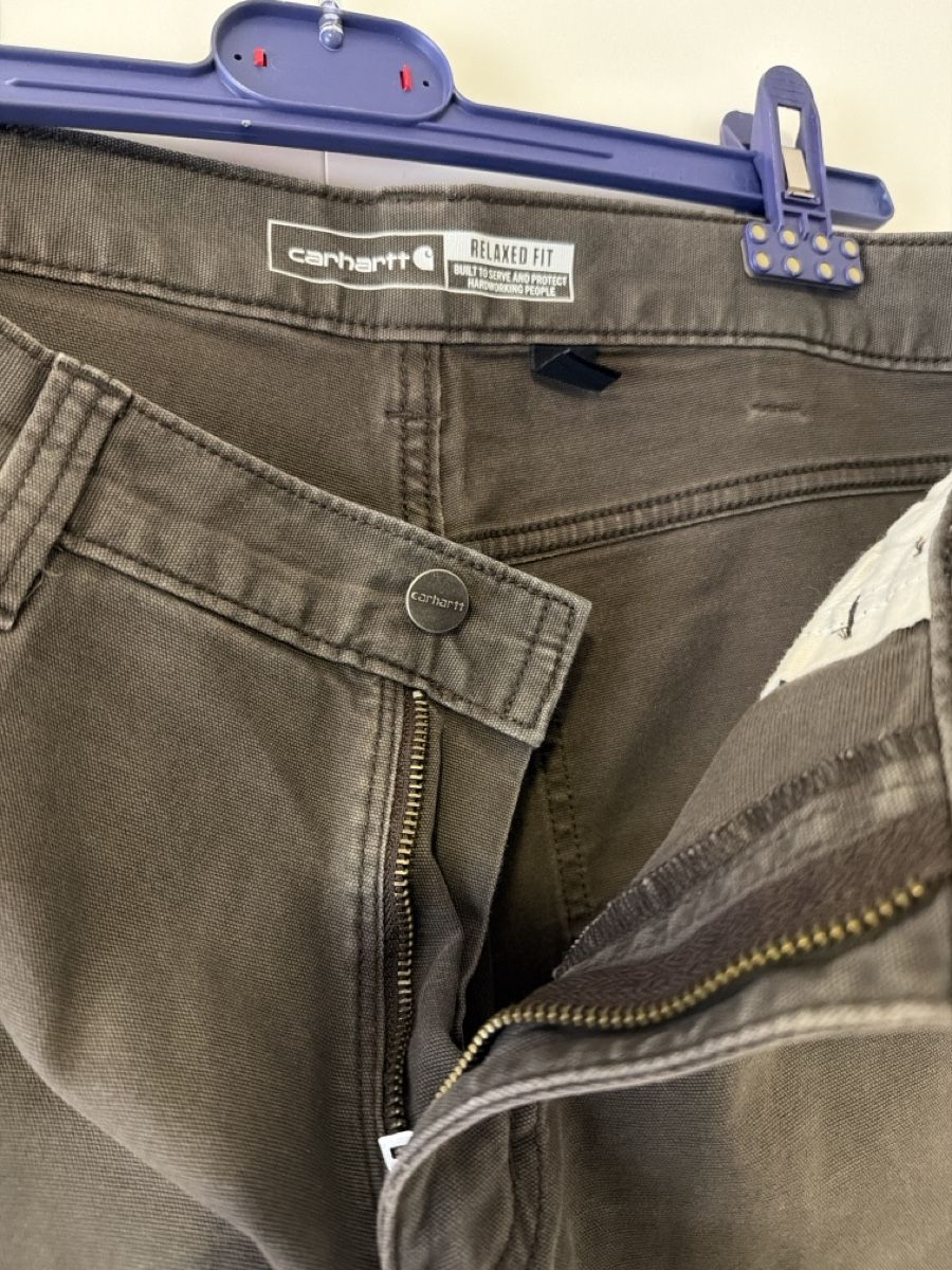 Carhartt Pantaloni: Pants CARHARTT – Usato da Lausanne venduto da joshua75 1