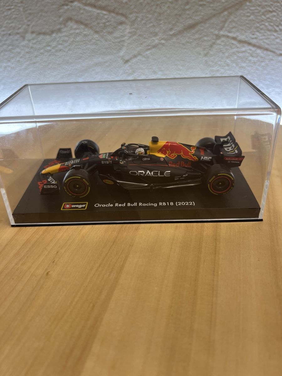 Red Bull Modellini d'auto: Modellauto Oracle Red Bull Racing RB18 2022 – Usato da Rotkreuz venduto da Migu2012 5