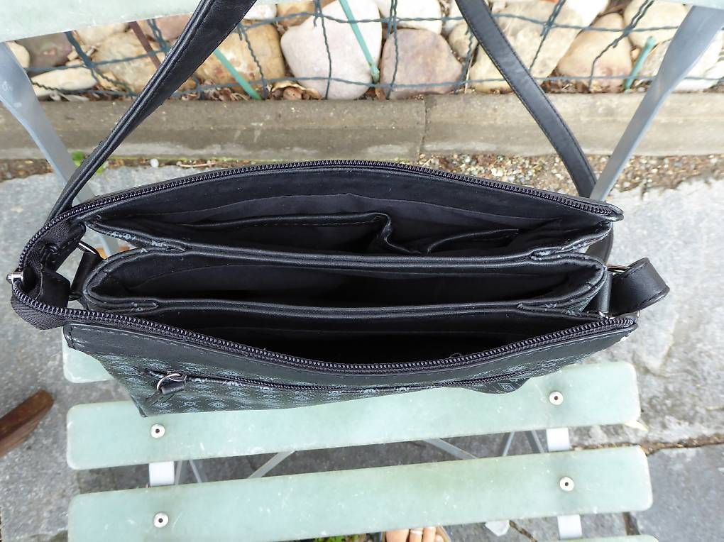 Maddison Borse da donna: Tasche maddison schwarz NEU – Nuovo e nell'imballaggio originale da Wald ZH venduto da e8e 3