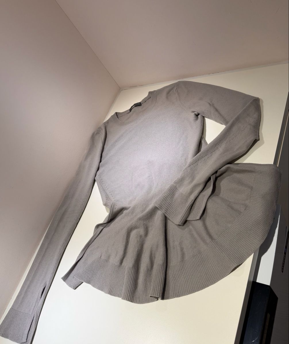 Alexander Mcqueen Pulls & Sweat-shirts: Alexander McQueen Pullover Grau Grösse S Wolle Kaschmir – D'occasion à Maur par my_private_sale 1