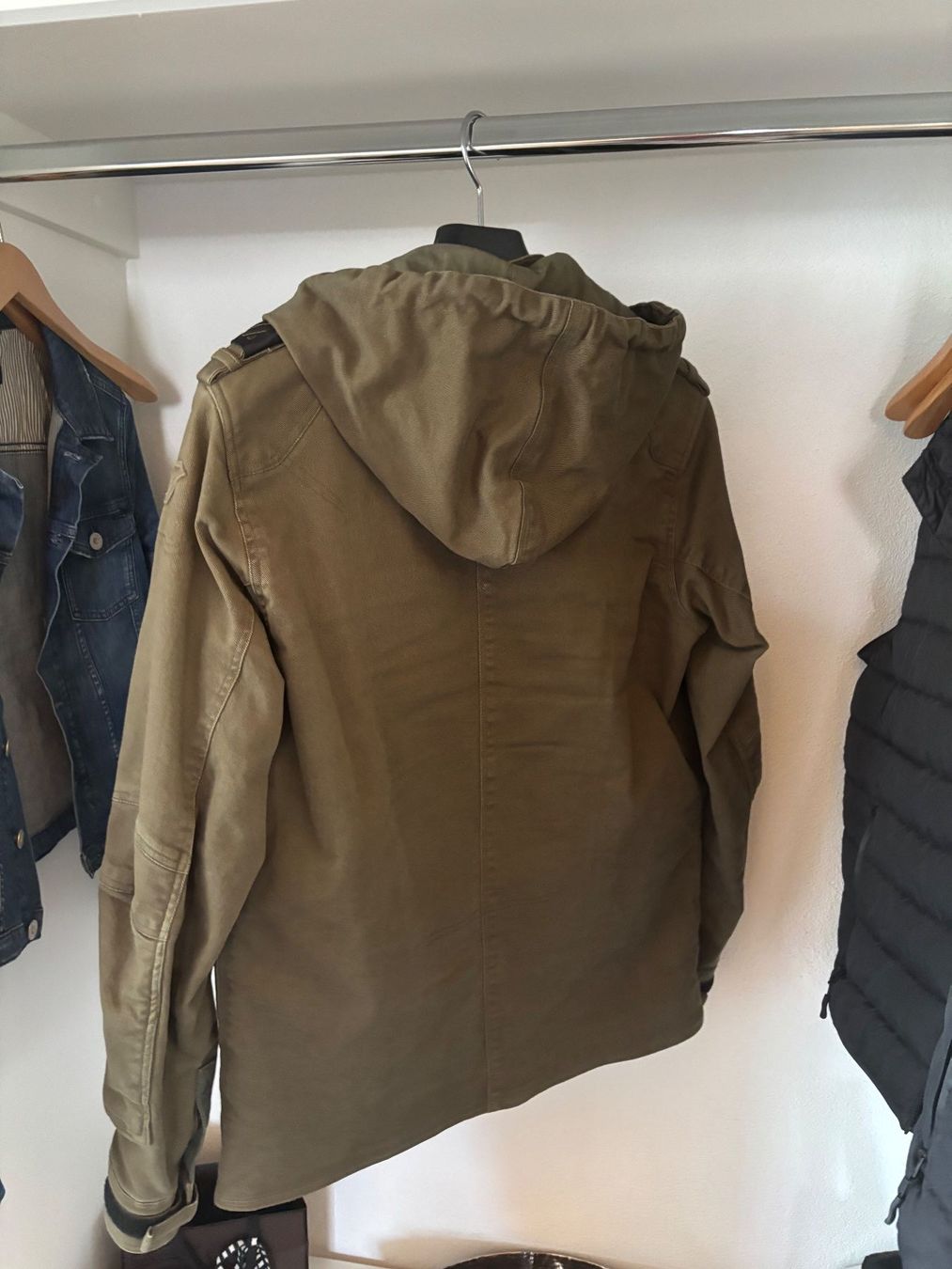 Giacche: Neuwertige Motorrad- / Freizeitjacke mit Kapuze – Usato da Waldstatt venduto da opensea 1